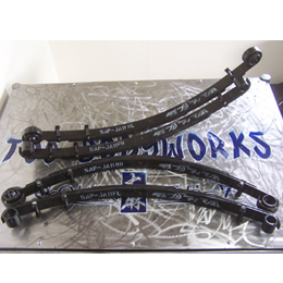 サトウファーム製JA11用2.5インチアップリーフ